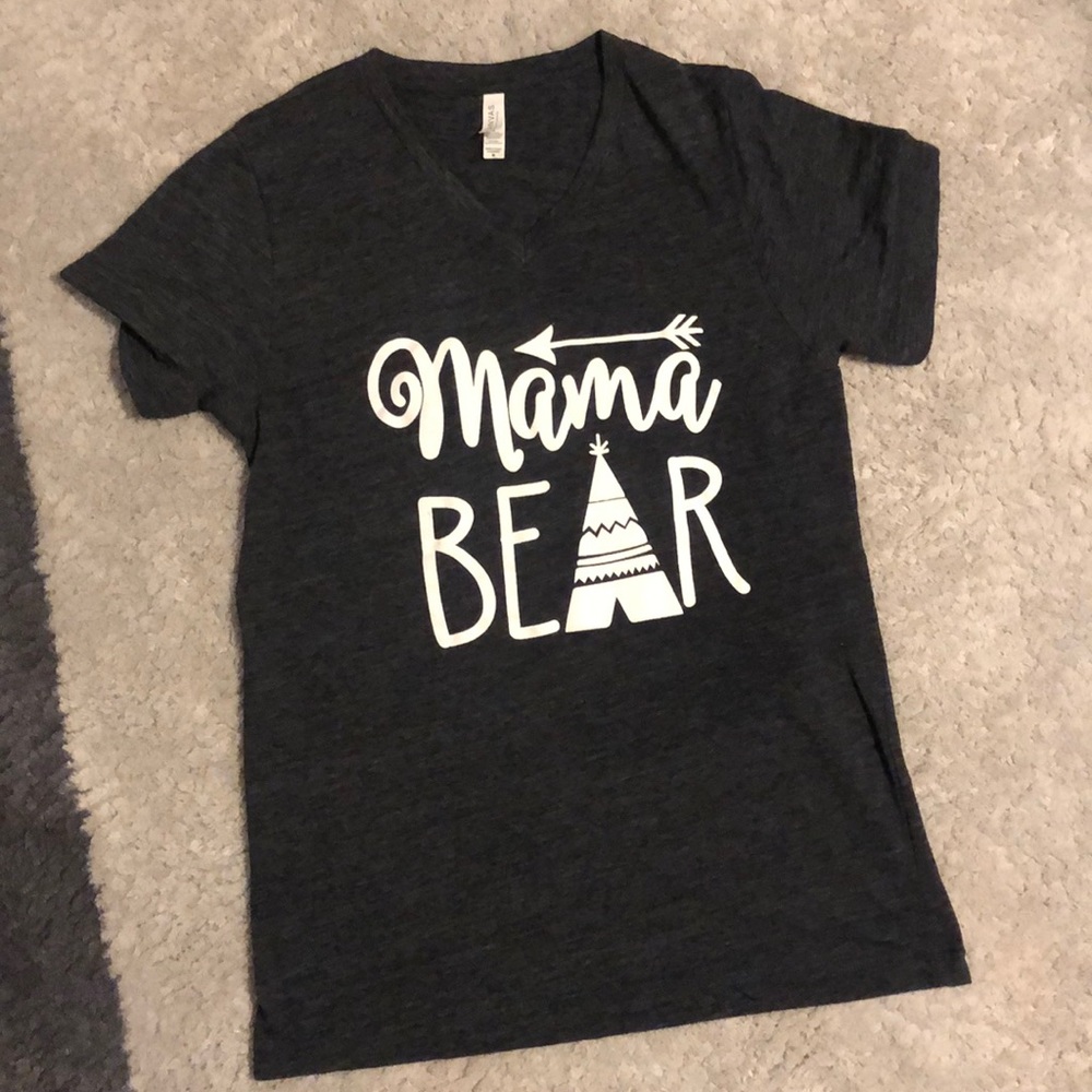 V-Neck TEE - Mama Bear